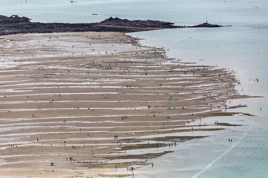 France, Ille et Vilaine, Emerald Coast, Dinard, the spring tide of 21 March 2015 (aerial view)