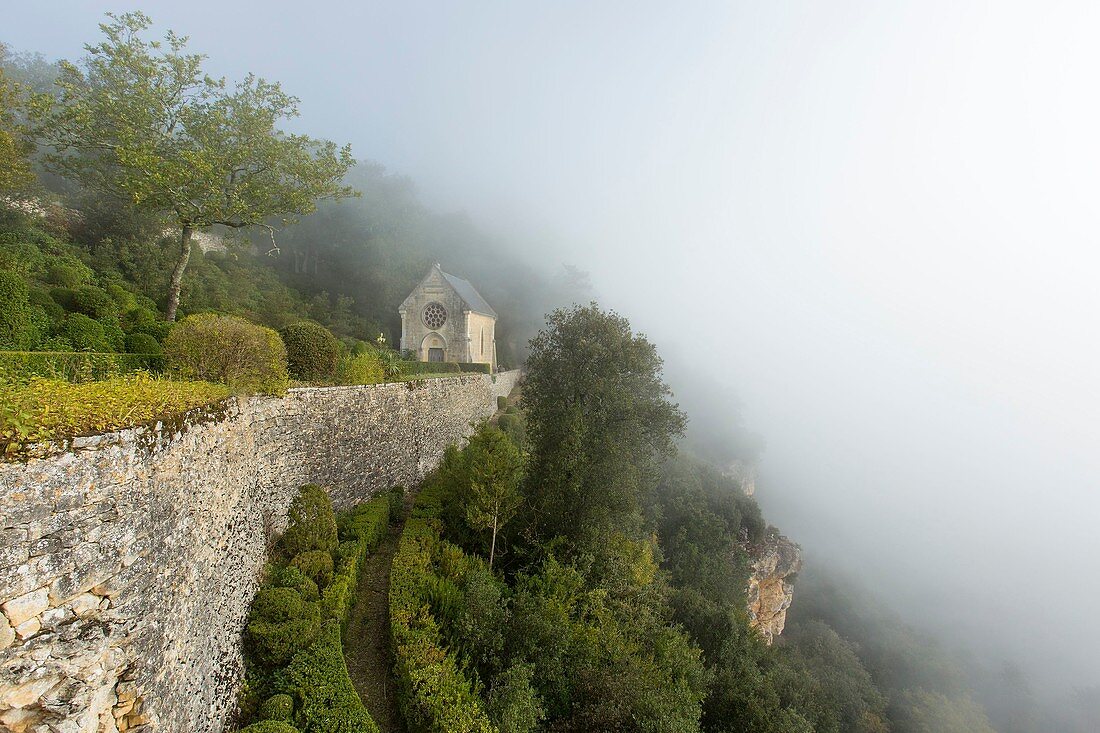 Frankreich, Dordogne, Perigord Noir, Dordogne-Tal, Vezac, Schloss Marqueyssac, Buchsbaum-Garten, entworfen von einem Studenten von Le Notre