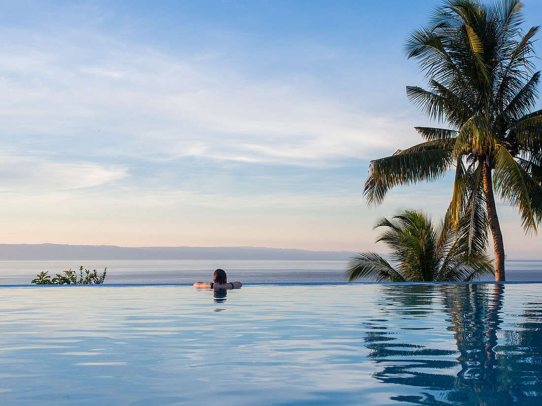 Infinity pool, Siquejor, Philippines, Southeast Asia, Asia