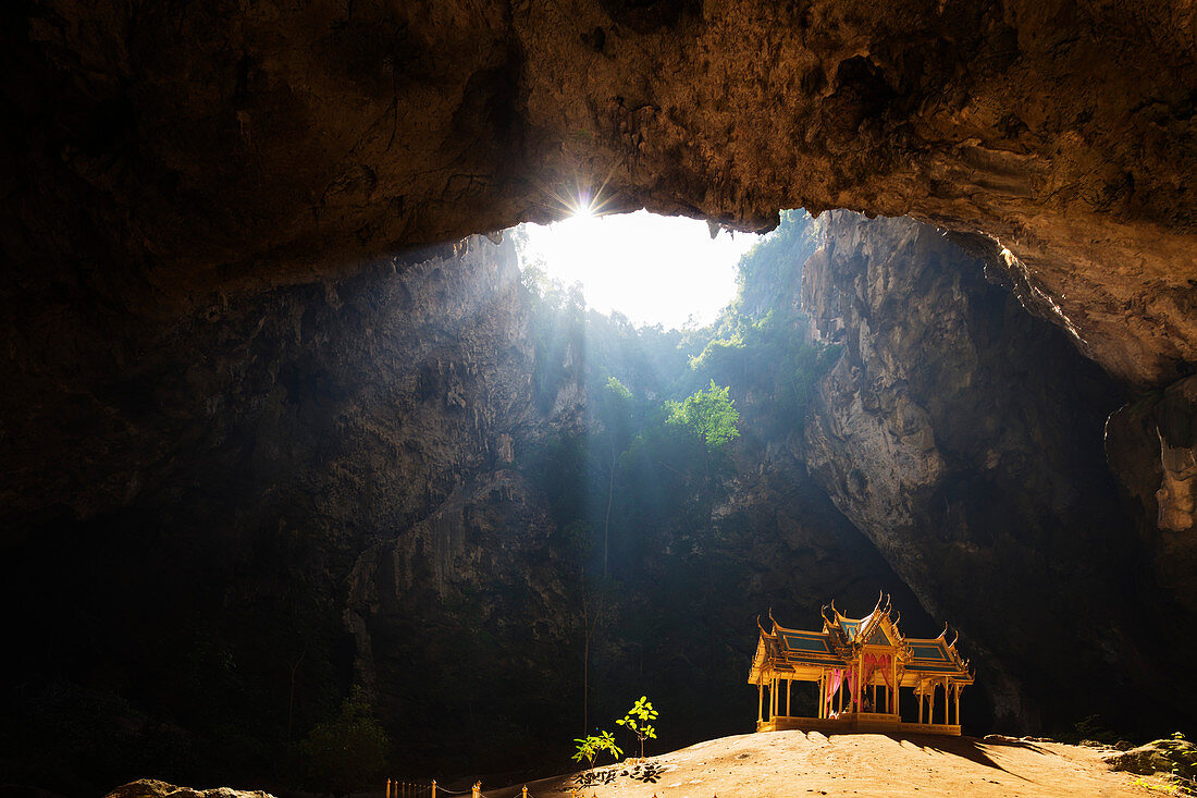 Königlicher Pavillon, Tham Phraya Nakhon Höhle, Khao San Roi Yot Nationalpark, Prachuap Kiri Khan, Thailand, Südostasien, Asien