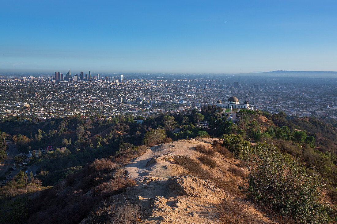 Griffith Observatorium in Los Angeles bei Sonne, USA\n