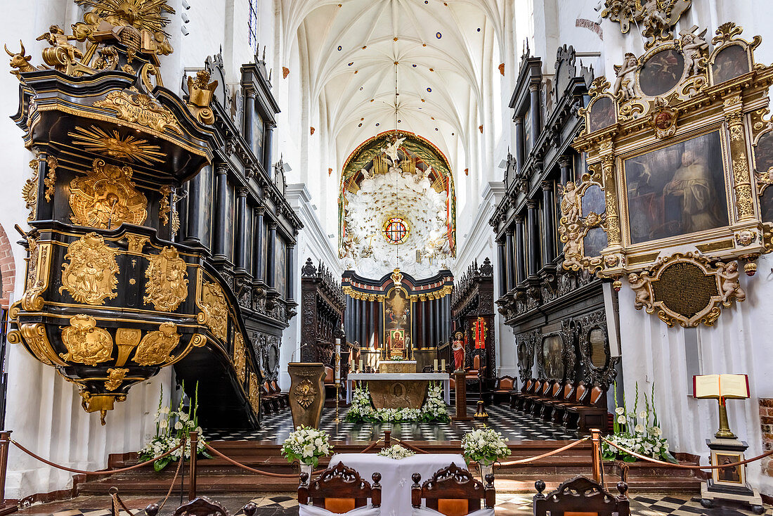 Archcathedral church in Gdansk Oliwa, dedicated to The Holy Trinity, Blessed Virgin Mary, and St. Bernard, baroque altar. Gdansk Oliwa, Pomorze region, Pomorskie voivodeship, Poland, Europe