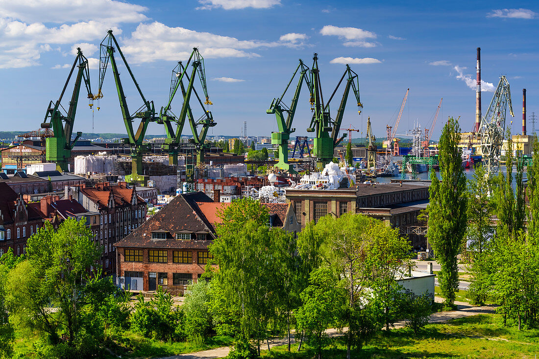 View from the roof of the European Solidarity Centre towards Gdanska shipyard. The European Solidarity Centre, museum and library in Gdansk, Poland, devoted to the history of Solidarity, the Polish trade union and civil resistance movement, and other opposition movements of Communist Eastern Europe. www.ecs.gda.pl Architecture by FORT Architects. Gdansk, Pomorze region, Pomorskie voivodeship, Poland, Europe