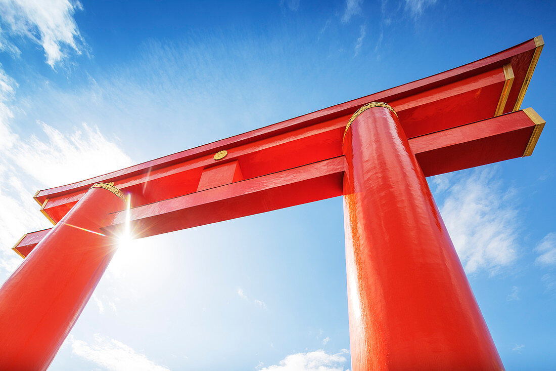 Torii-Tor am Shinto-Schrein von Heian Jingu, Kyoto, Japan, Asien