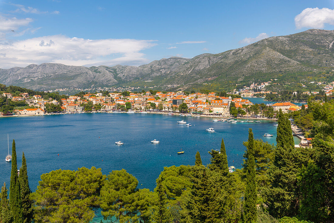 View of Cavtat on the Adriatic Sea, Cavtat, Dubrovnik Riviera, Croatia, Europe