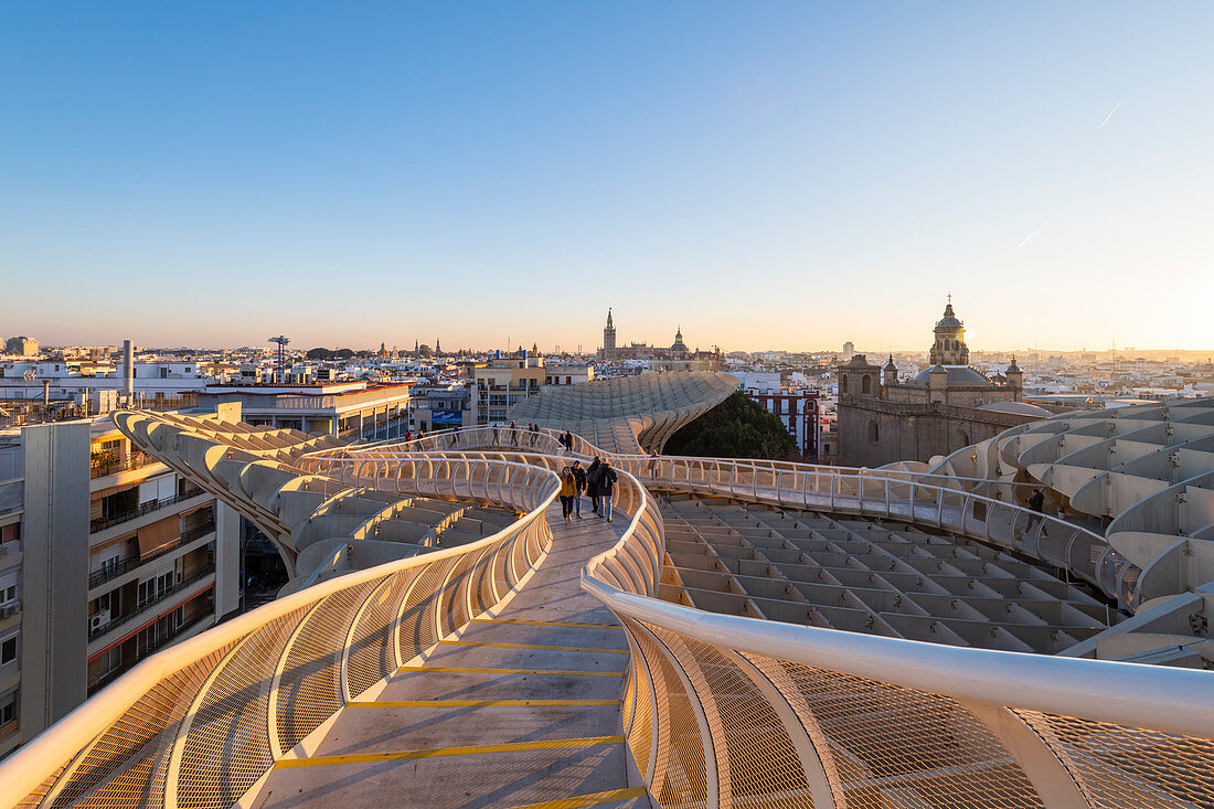 Spiralförmige Wege des Metropol Parasol, Plaza de la Encarnacion, Sevilla, Andalusien, Spanien, Europa