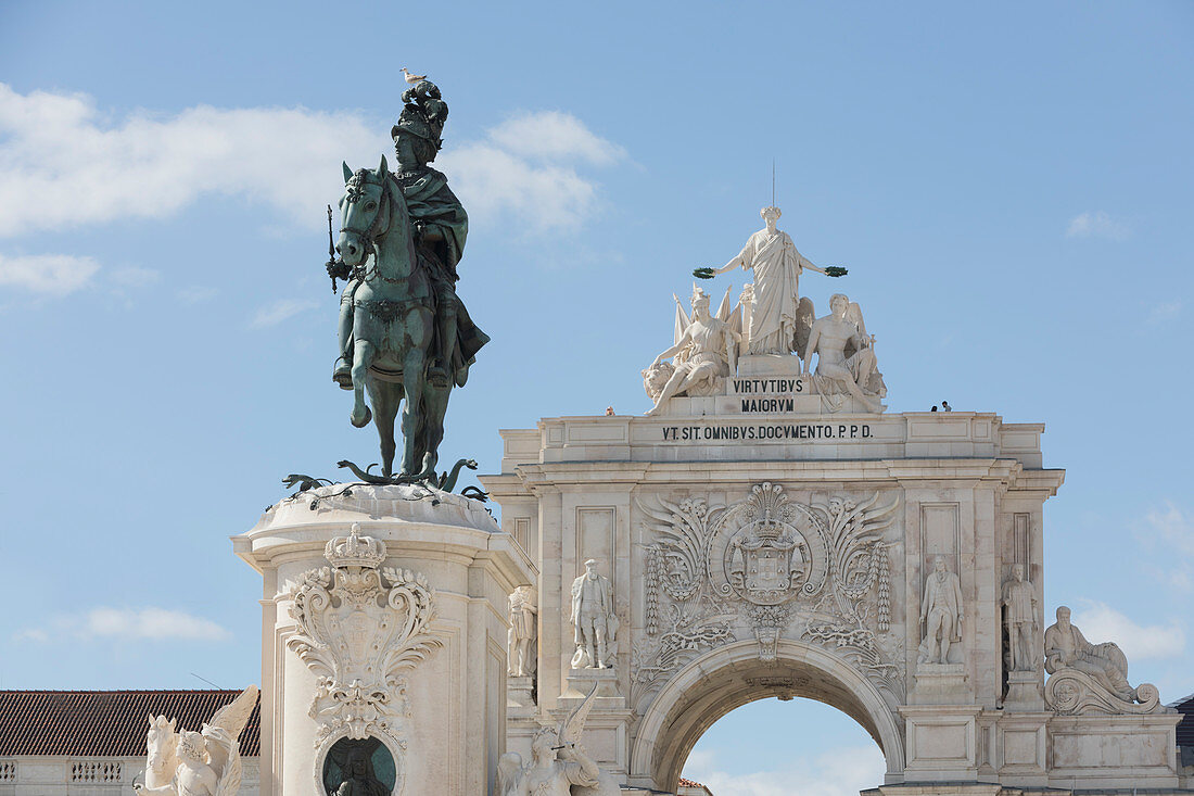 Dom José I Statue, Praça do Comércio, Lissabon, Portugal