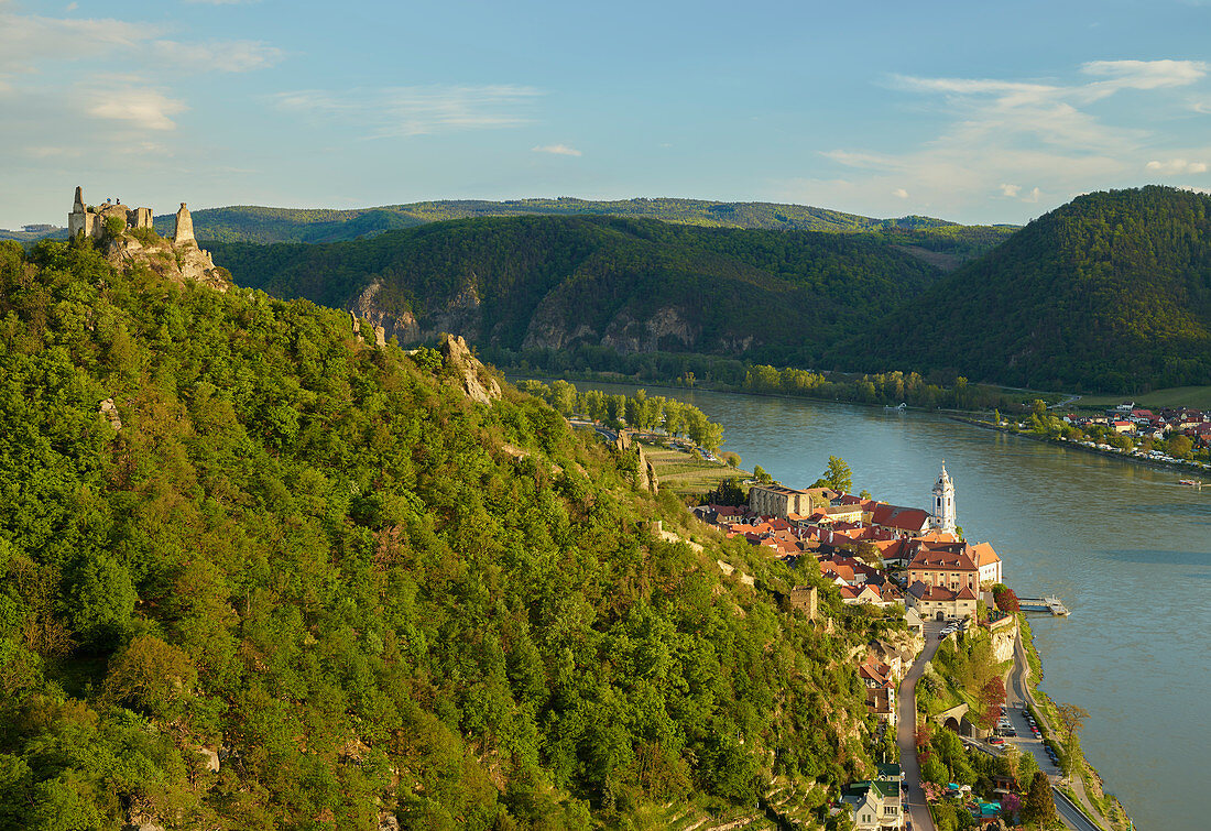 Wachau, view towards Dürnstein, Danube, Lower Austria, Austria