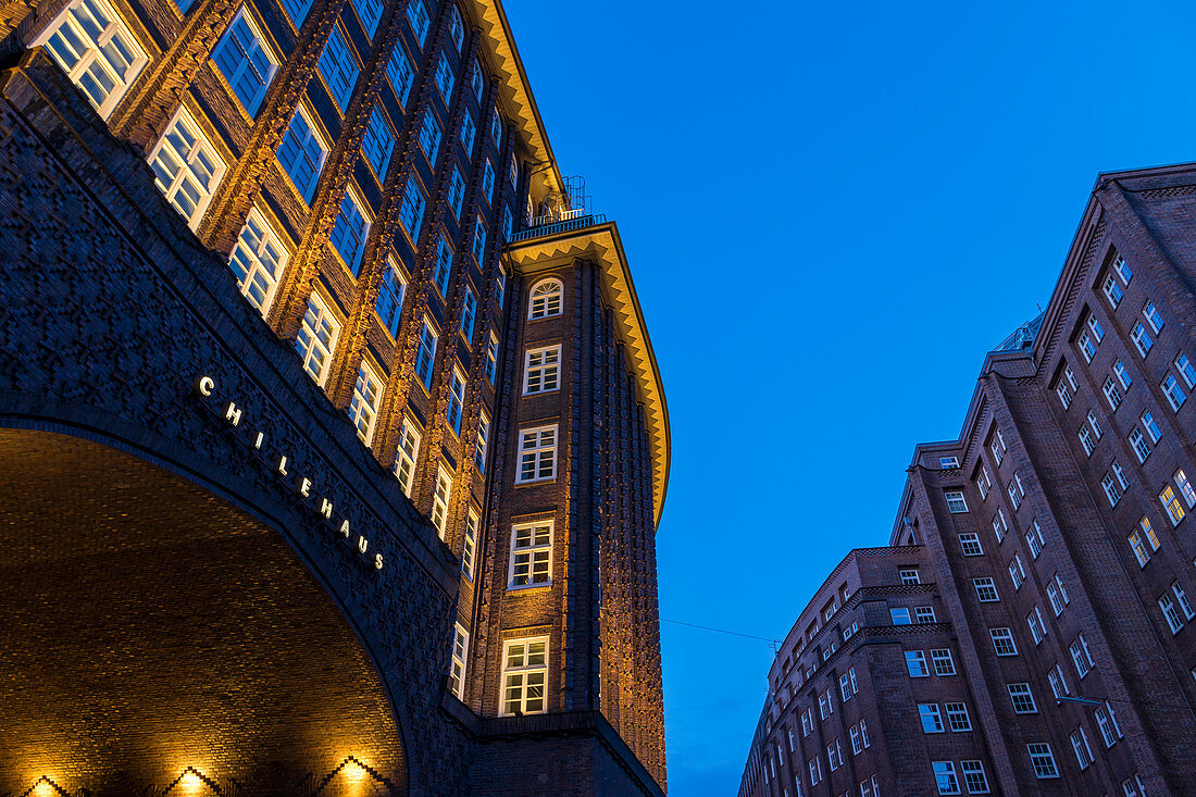 Chilehaus and Messberghof, both part of the Kontorhaus District, at dusk, UNESCO World Heritage Site, Hamburg, Germany, Europe