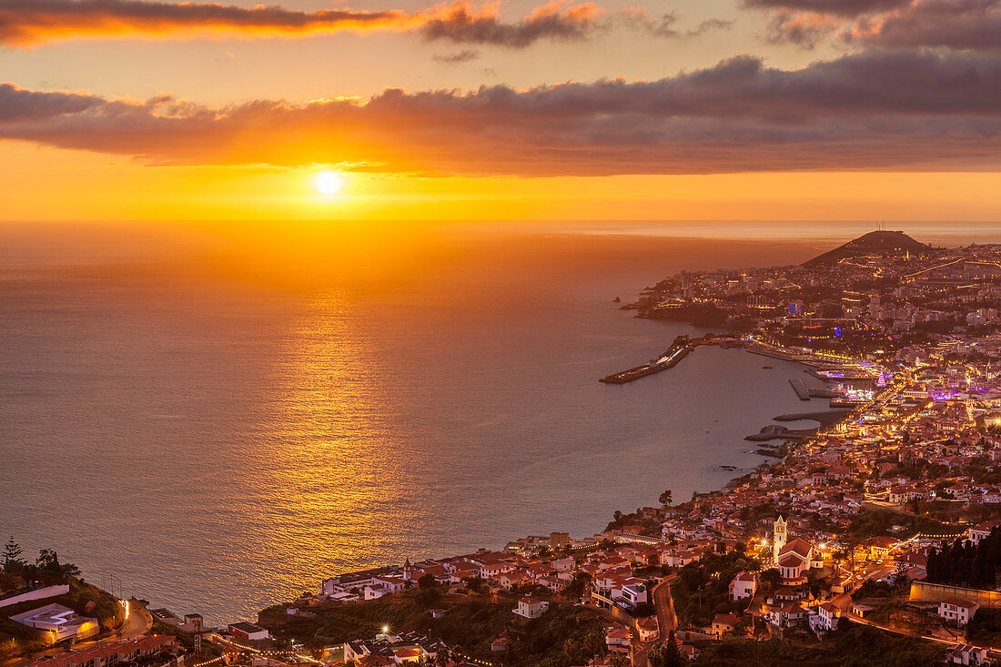 Funchal skyline at sunset with city night lights, Funchal, Madeira, Portugal, Atlantic, Europe