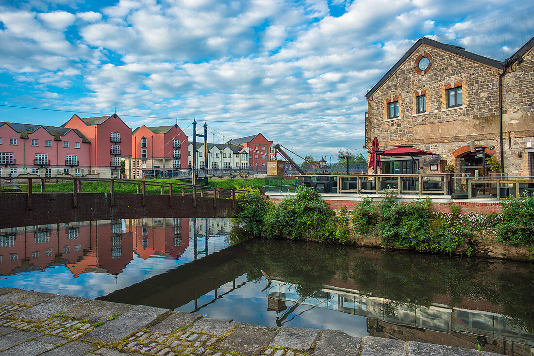 The Quay (Quayside) in Exeter in early morning, Exeter, Devon, England, United Kingdom, Europe