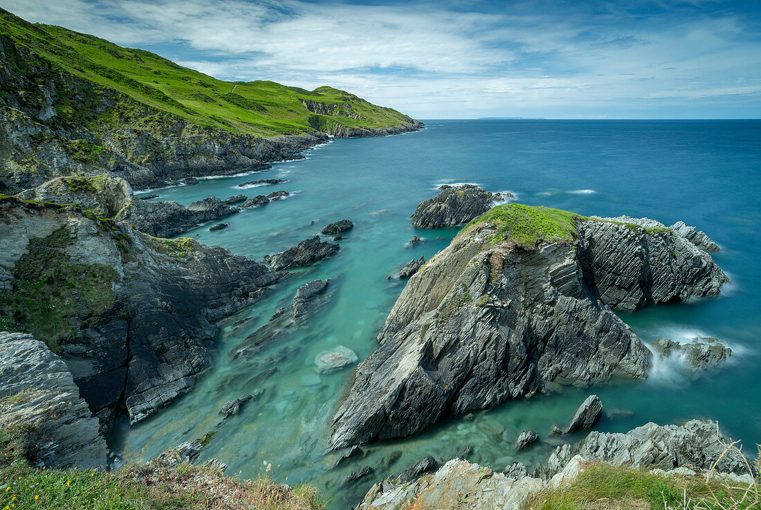 Robuste Devon-Küste nahe Morte Point, Nord-Devon, England, Vereinigtes Königreich, Europa