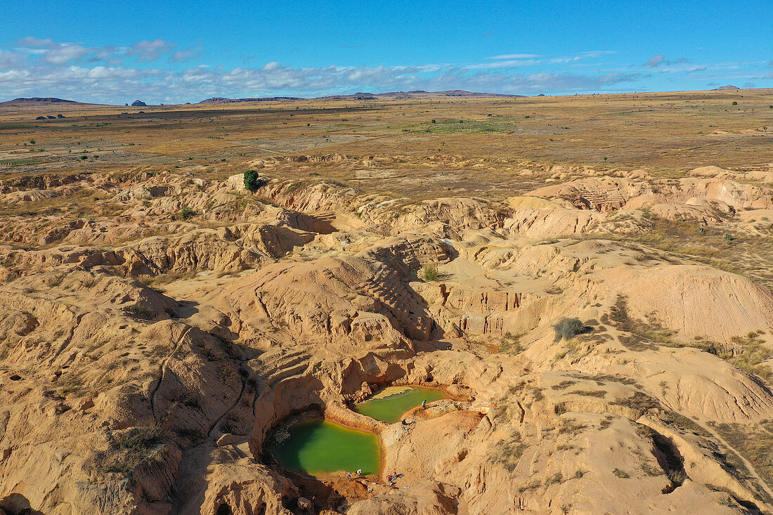 Saphirmine von Ilakaka, eines der größten bekannten alluvialen Saphirvorkommen der Erde, Ilakaka, Region Ihorombe, Madagaskar, Afrika