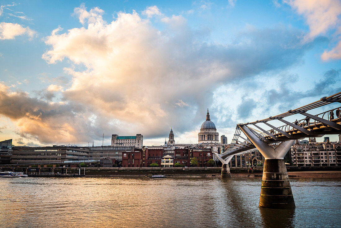 St. Pauls Cathedral at sunset, City of London, London, England, United Kingdom, Europe