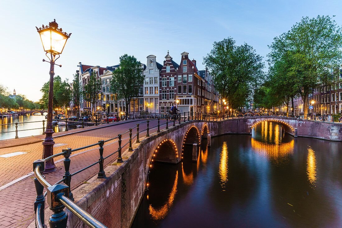 Keizergracht Canal at dusk, Amsterdam, North Holland, The Netherlands, Europe