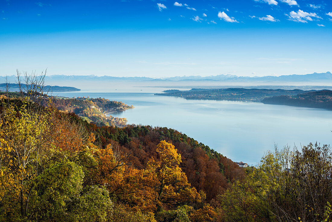 Überlinger See near Sipplingen in autumn, view from Haldenhof, Überlingen, Lake Constance, Baden-Württemberg, Germany