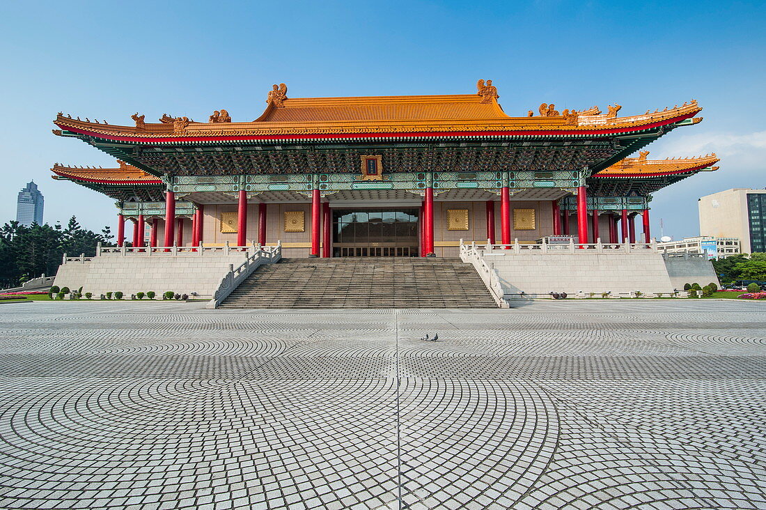 Nationale Konzerthalle auf dem Gelände der Chiang Kai-Shek-Gedenkhalle, Taipeh, Taiwan, Asien