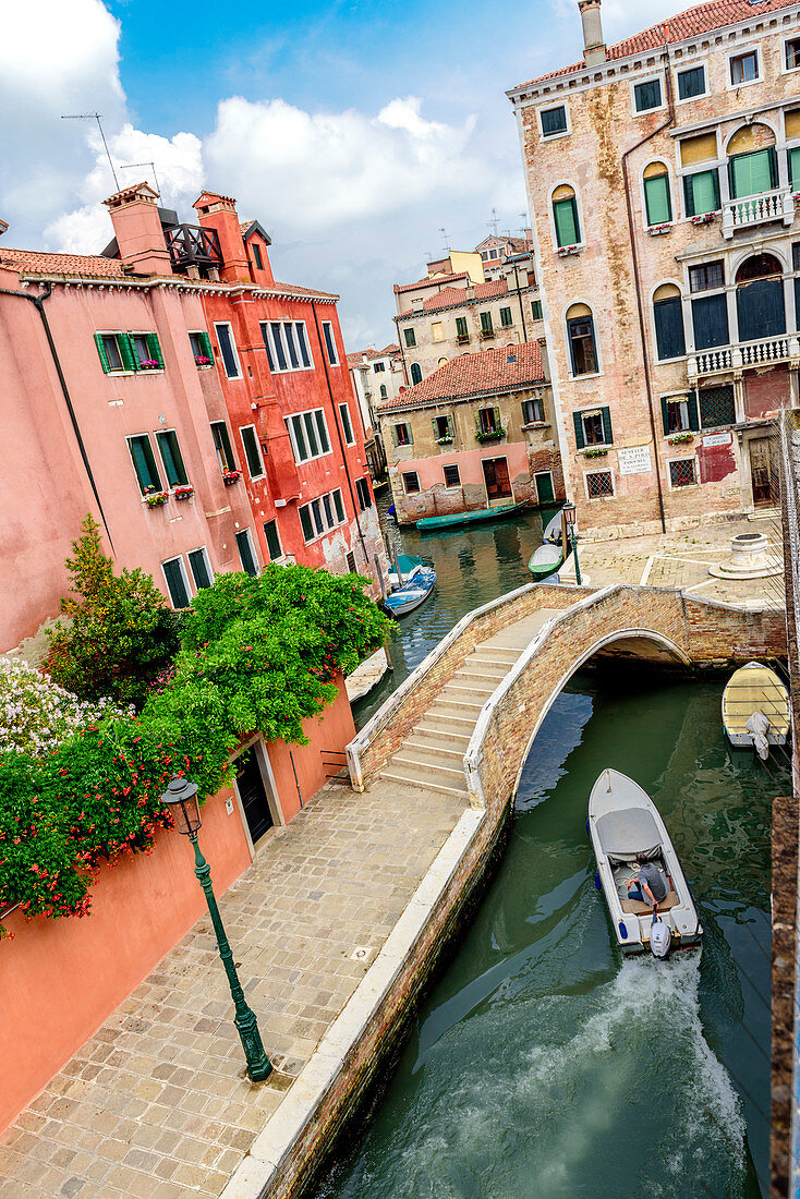 Multi-storey palace on canal with bridge, Campo San Boldo, Venice, Italy