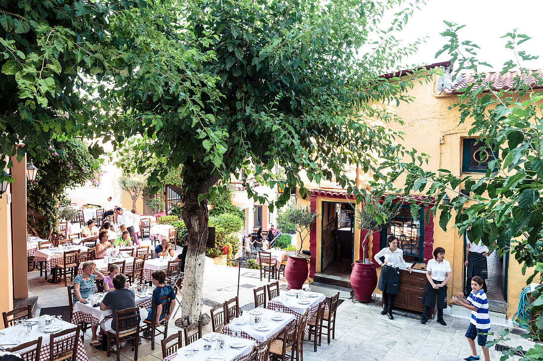 Street restaurants in Athens Greece