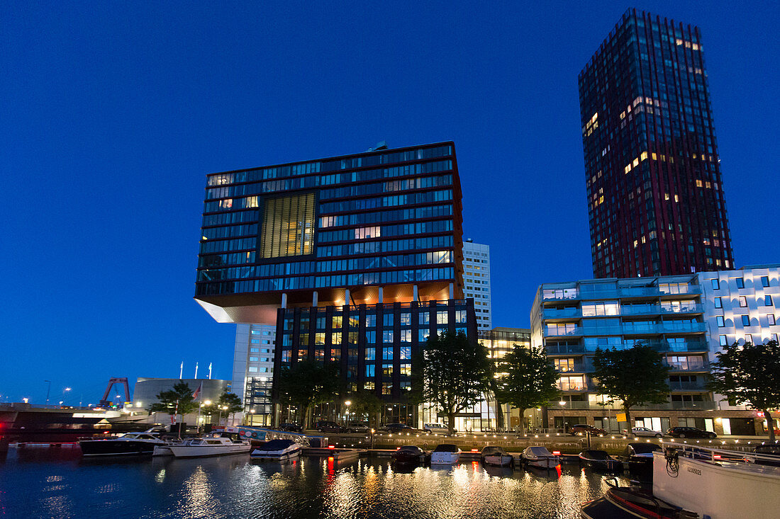 Bau zeitgenössischer Architektur am Yachthafen, Haven Steder, Rotterdam, Niederlande