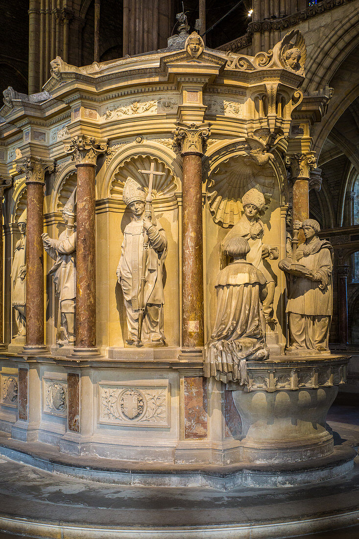 TOMB OF SAINT REMI, CHOIR IN THE SAINT REMI BASILICA, REIMS, MARNE, GRAND EST REGION, FRANCE