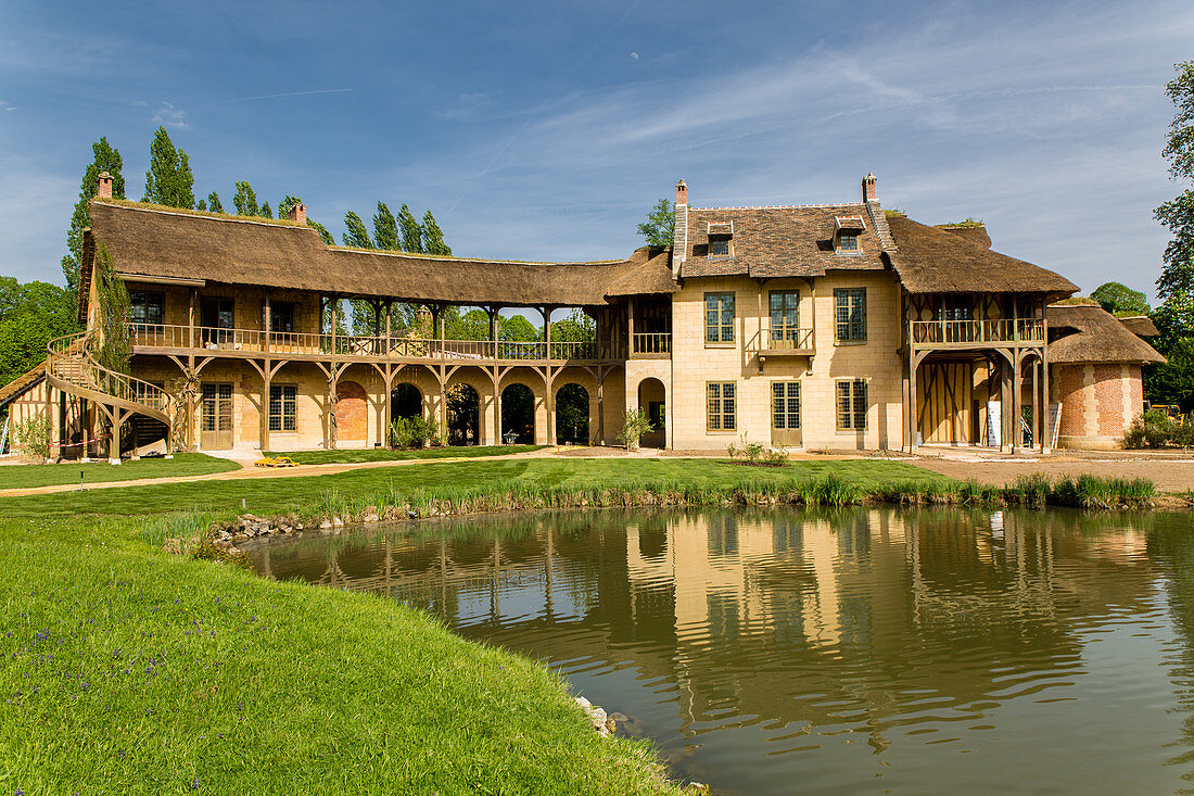Billardhaus und Haus der Königin, Weiler der Königin, Schloss von Versailles, Versailles, Frankreich