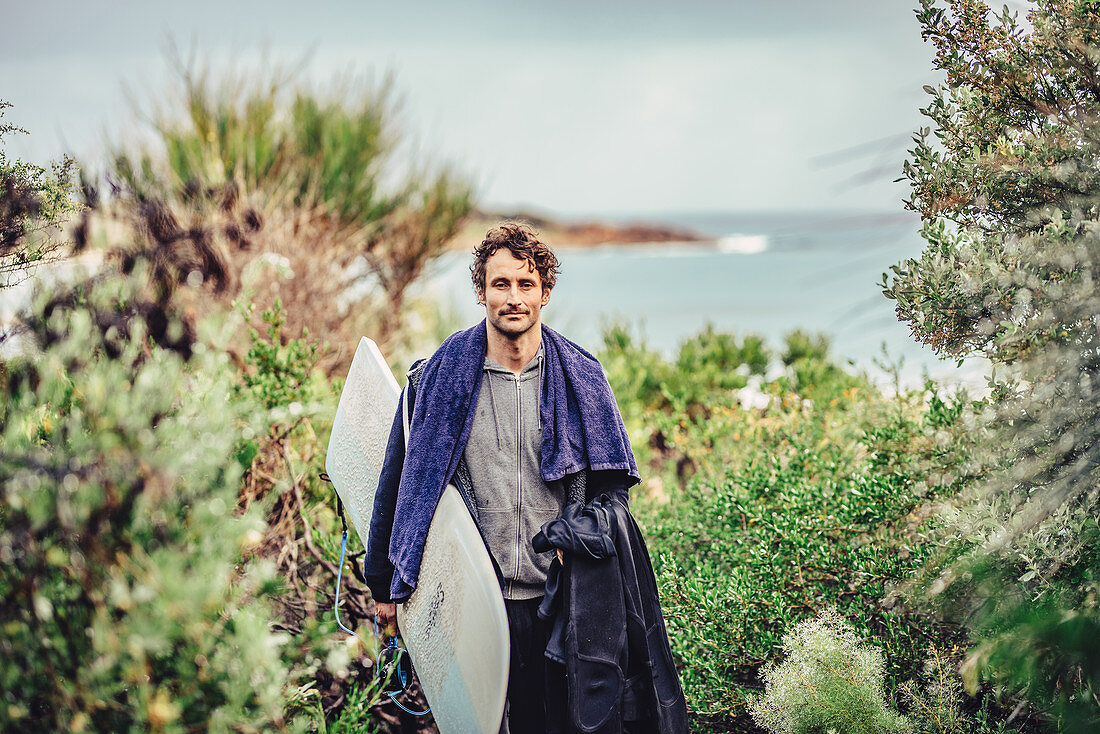 Surfers at Rocky Point, Dunsbrough near Margaret River, Western Australia, Australia, Oceania