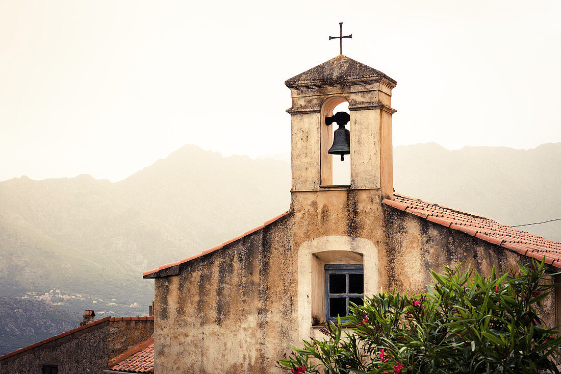 Alte Kirche in San Antonino, Korsika, Frankreich