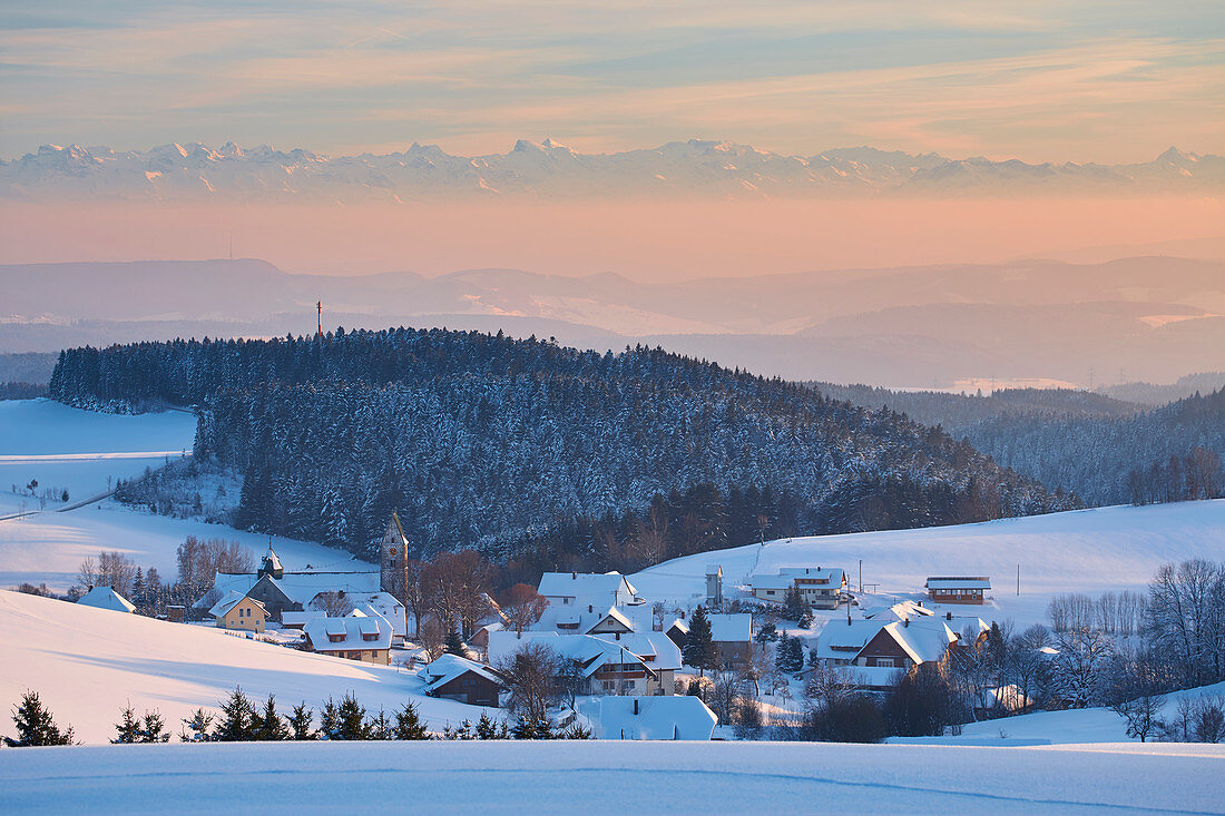 Dachsberg - Hierbach with Swiss Alps at sunset, winter, snow, Hotzenwald, southern Black Forest, Black Forest, Baden-Wuerttemberg, Germany, Europe