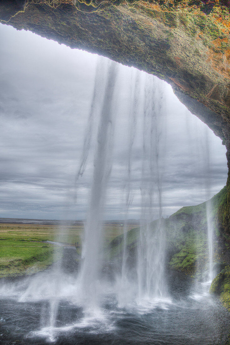 Seljalandsfoss Waterfall Iceland LA009189a