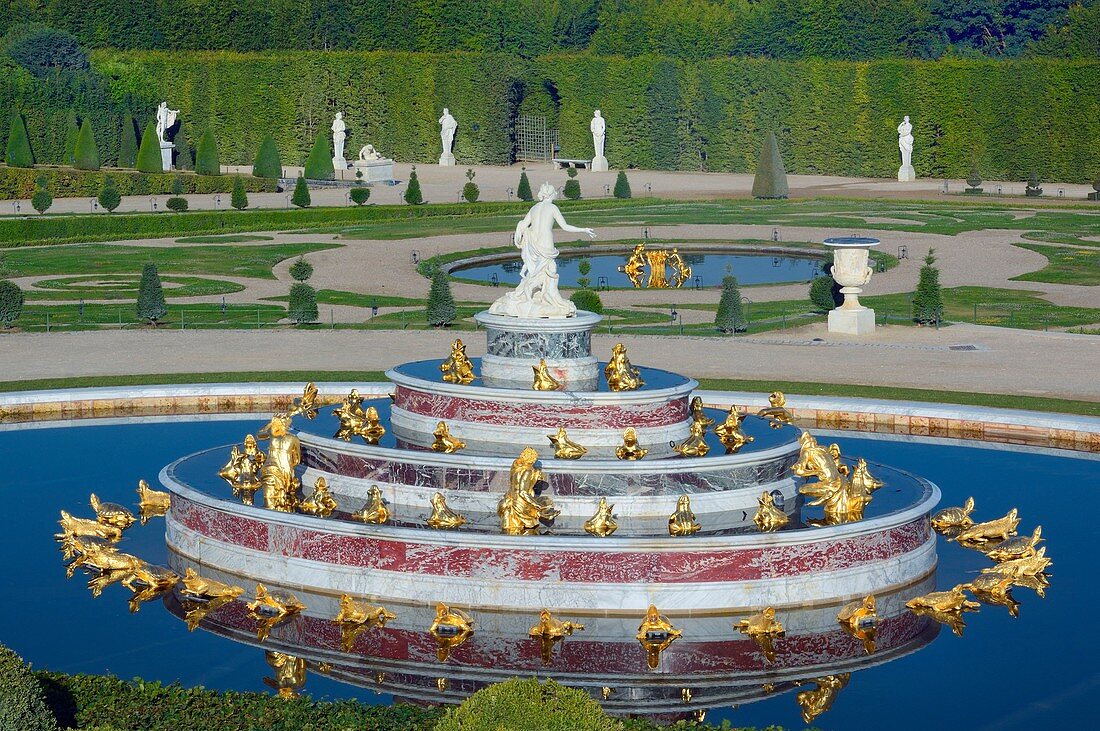 France, Yvelines, Versailles, park of Versailles palace listed as World Heritage by UNESCO, Latona's Fountain