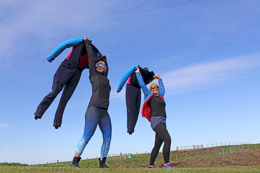 Trocknen der Drysuits in Whinnyfold, Aberdeenshire