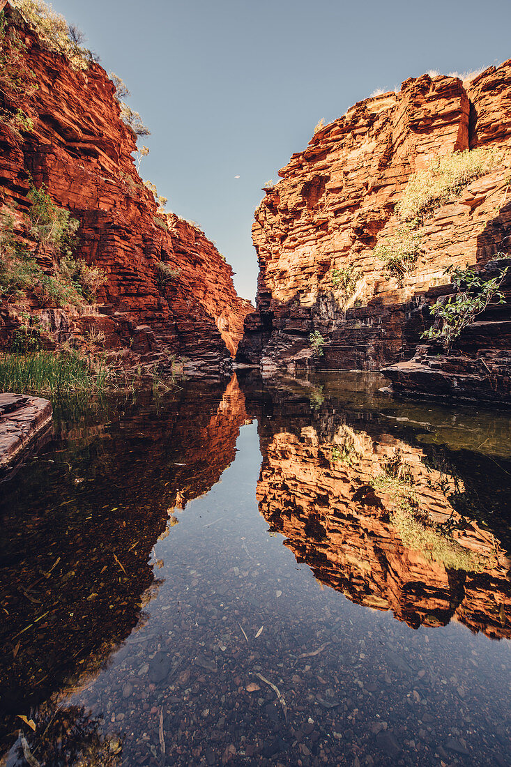Waterhole in the Joffre Gorge in Karijini National Park in Western Australia, Australia, Oceania;