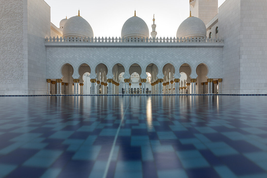 Scheich-Zayid-Moschee in Abu Dhabi, VAE