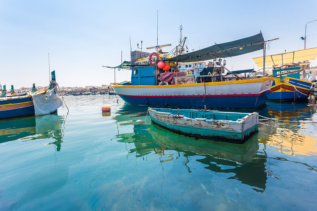 Fischerboote am Hafen von Marsaxlokk auf Malta