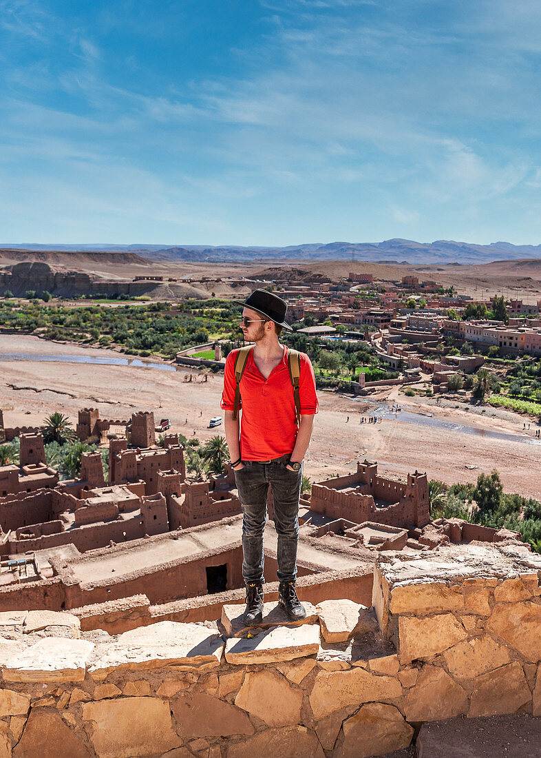 Ausblick über die alte Stadt Ait Ben Haddou in Marokko