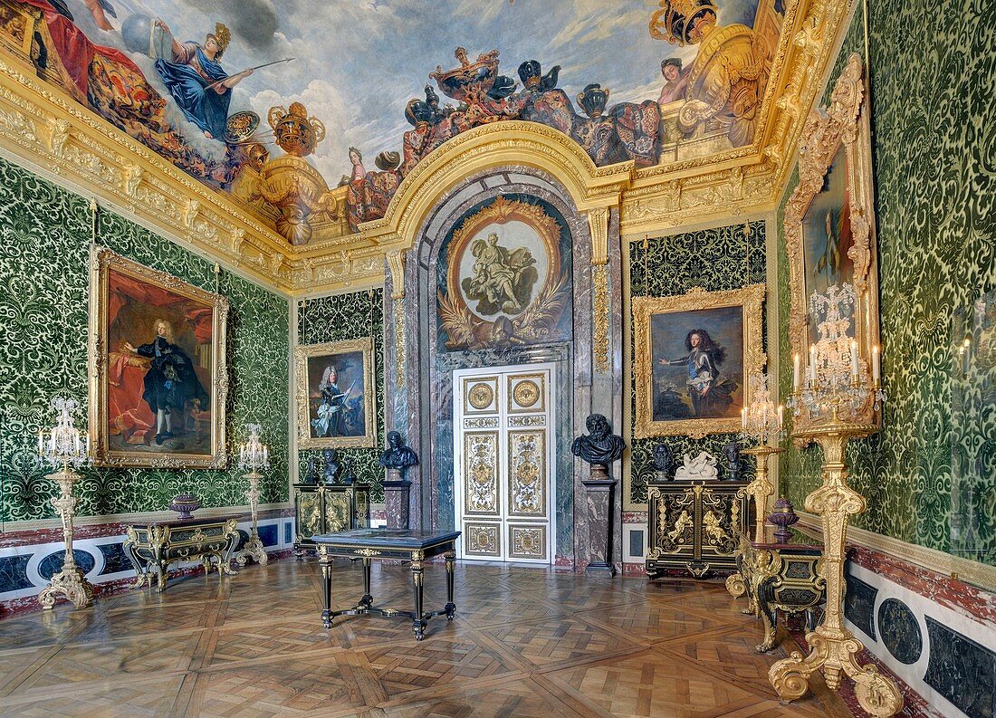 Frankreich, Yvelines, Château de Versailles, von der UNESCO zum Weltkulturerbe erklärt, Salon de l'Abondance (Salon des Überflusses)