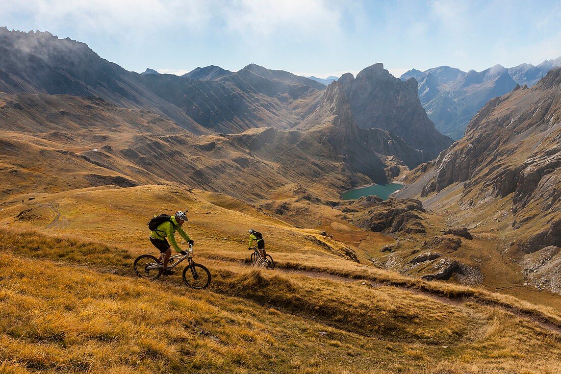 France, Hautes-Alpes, mountain bike race, the Ultra Raid Meije, mountain bikers the Col du Galibier