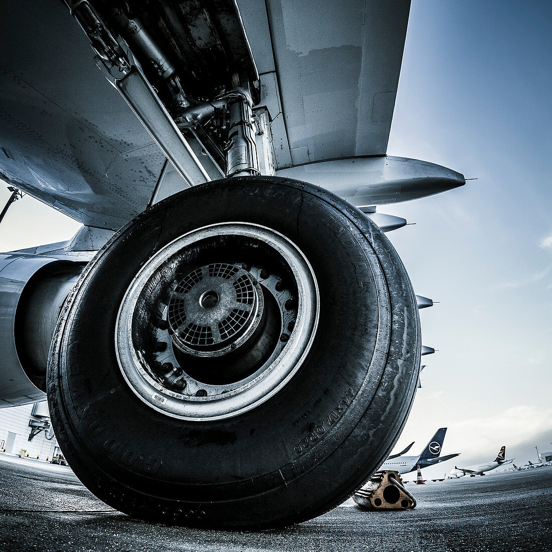 The tire of an Airbus A320-200 in the parking position at Munich Airport