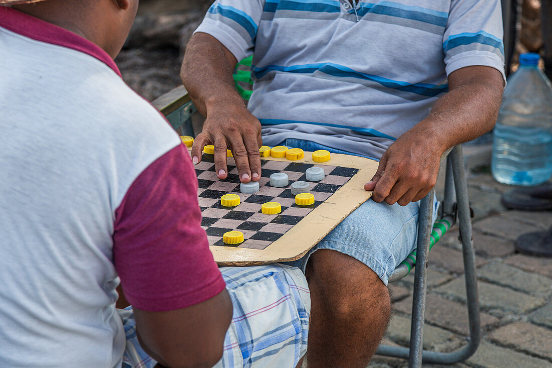 Schachspieler in Santiago de Cuba, Kuba