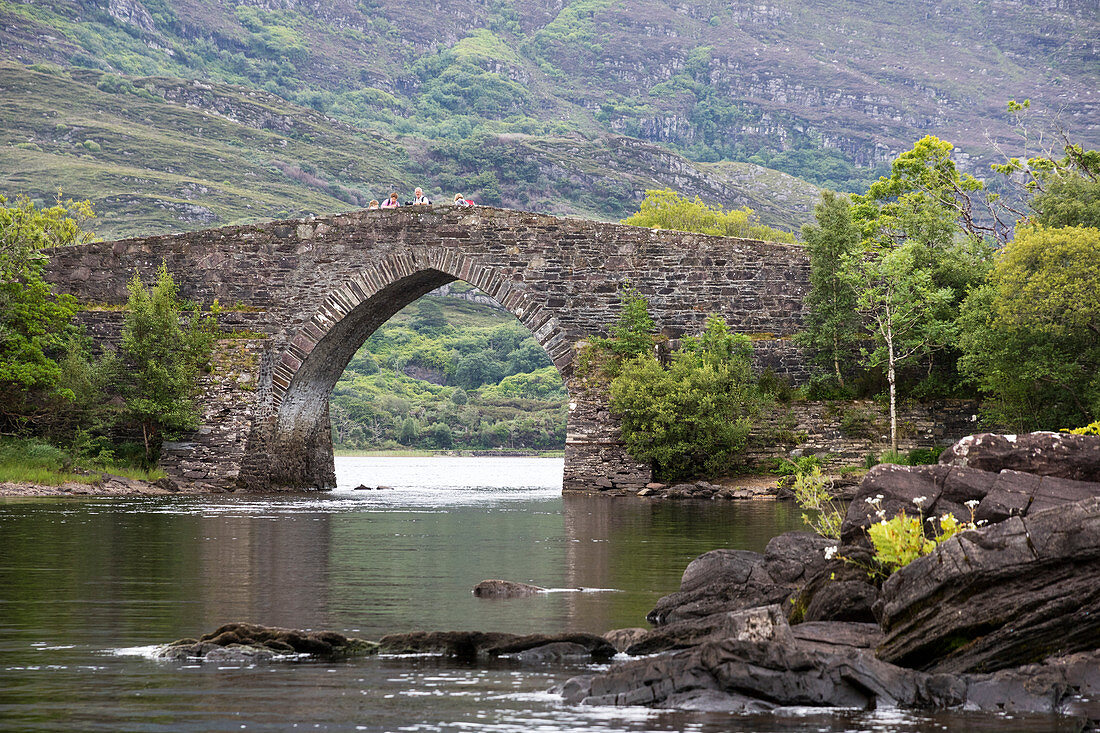 Brickeen Bridge, Lower Lake, Killarney National Park, County Kerry, Ireland, Europe