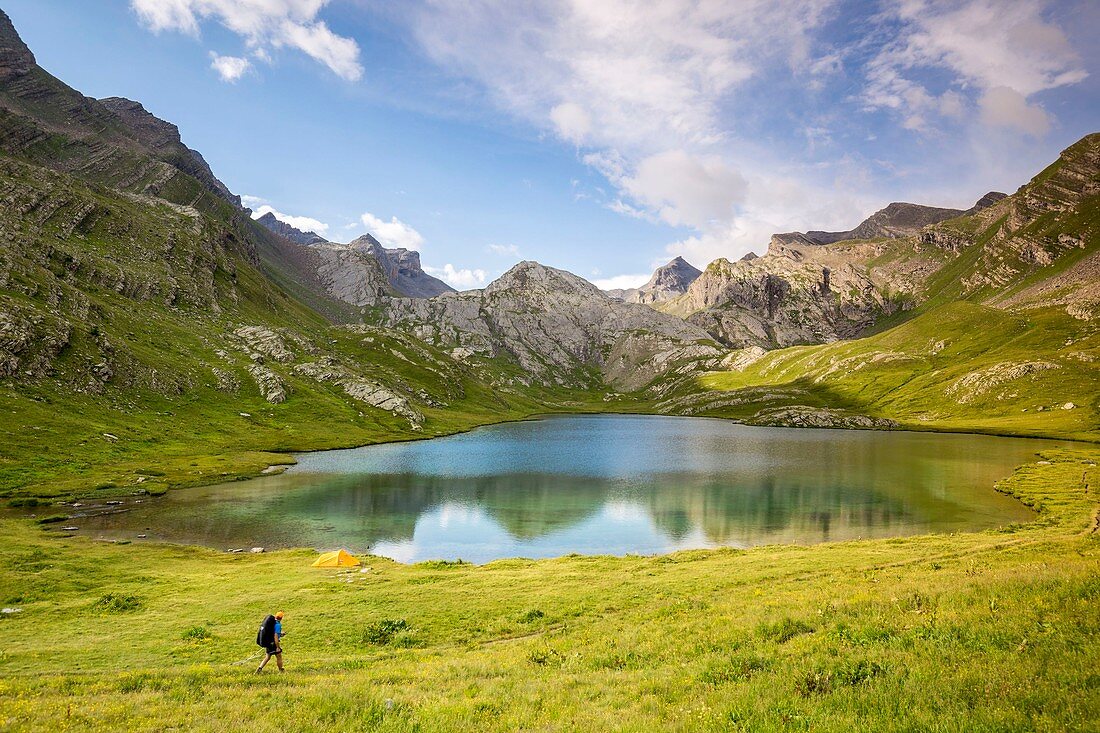 France, Alpes de Haute Provence, national park of Mercantour, Haute Hubaye, the lake of Lauzanier (2284m)