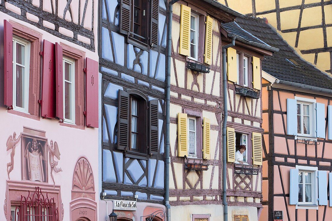 France, Haut Rhin, Route des Vins d'Alsace, Colmar, Petite Venise district, row of half timbered houses on Quai de la Poissonnerie