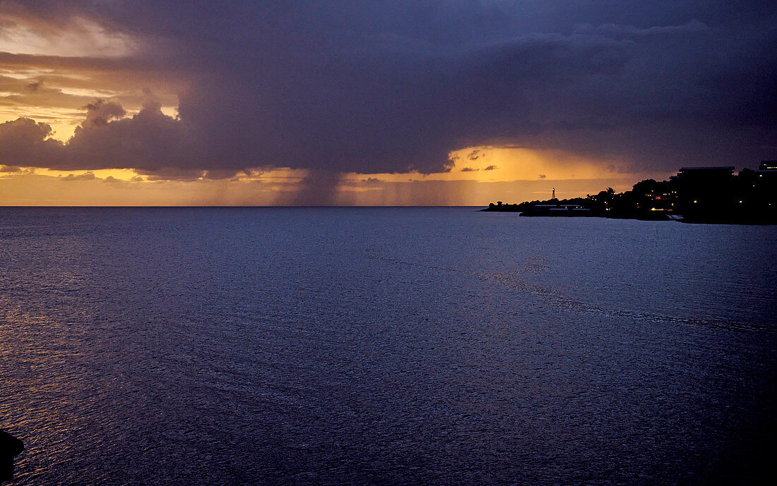 Sonnenuntergang vor Martinique, Karibik, Mitelamerika