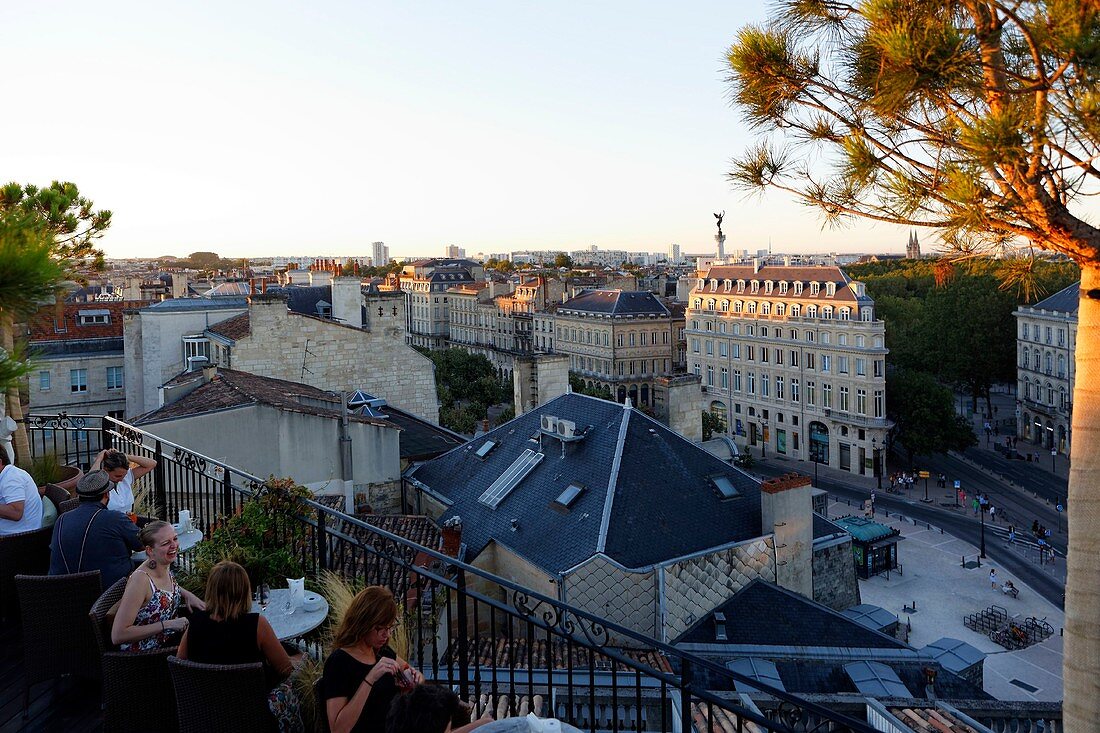 France, Gironde, Bordeaux, area listed as World Heritage by UNESCO, Grand Hôtel, roof top bar le Beach Club