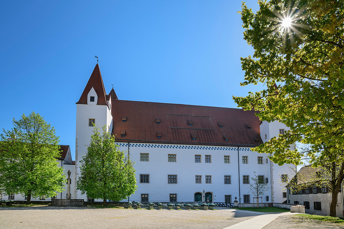 Neues Schloss in Ingolstadt, Ingolstadt, Donau-Radweg, Oberbayern, Bayern, Deutschland