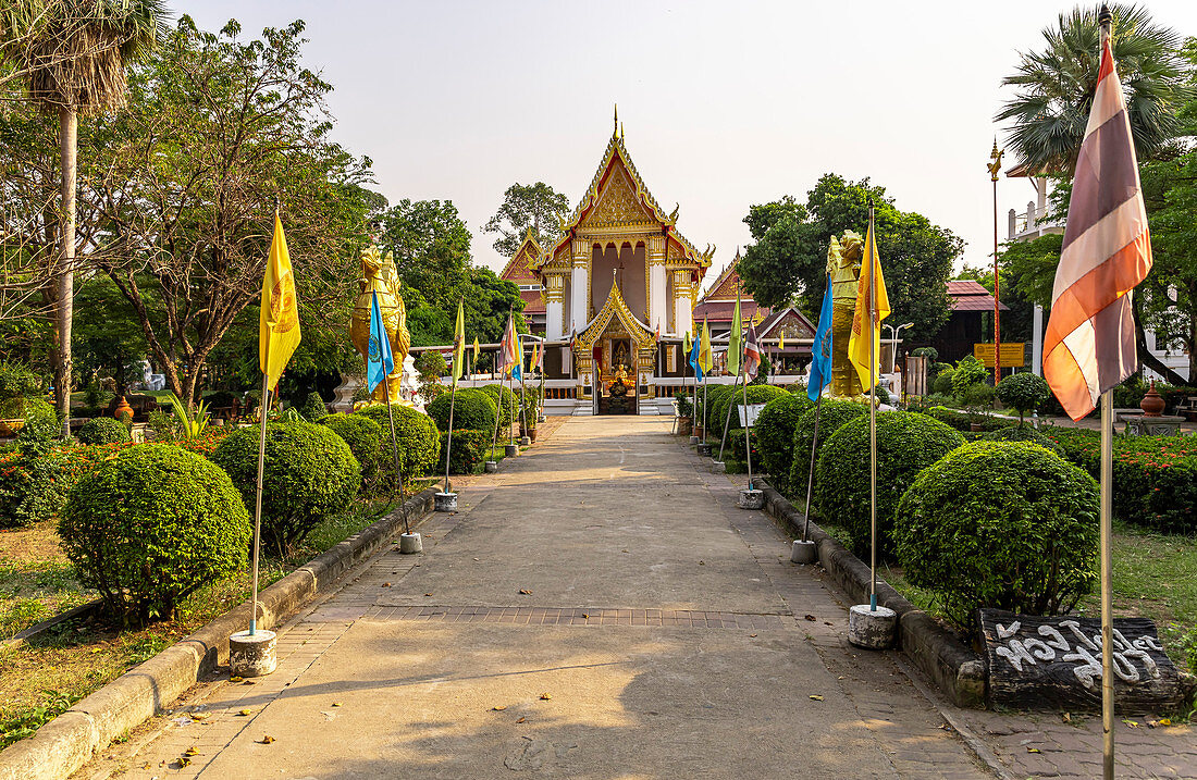 &quot;Wat Phai Lom&quot; temple on Koh Kret, Bangkok, Thailand