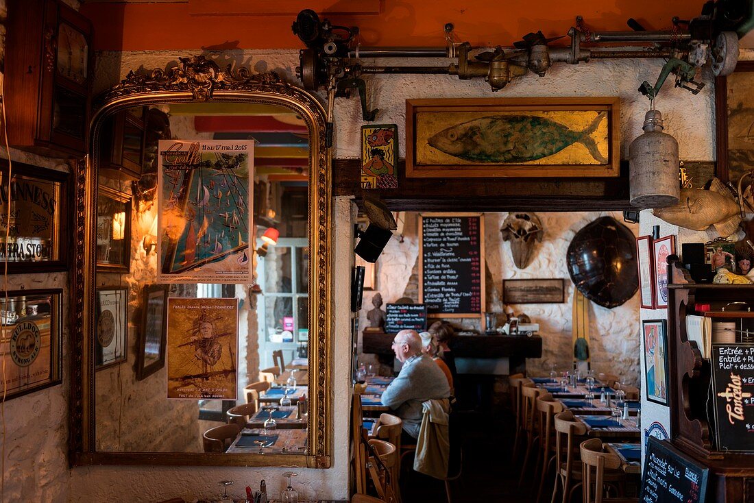Frankreich, Morbihan, Île-aux-Moines, Bar-Restaurant Chez Charlemagne