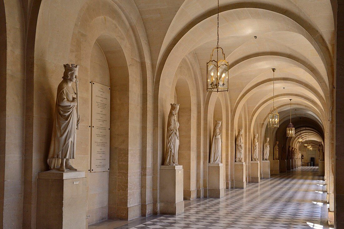France, Yvelines, Chateau de Versailles, listed as World Heritage by UNESCO, statues gallery