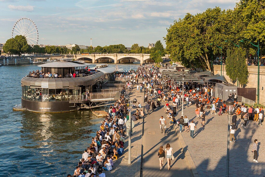 France, Paris, area listed as World Heritage by UNESCO, the New Berges at Quai d'Orsay with the bar barge Flow